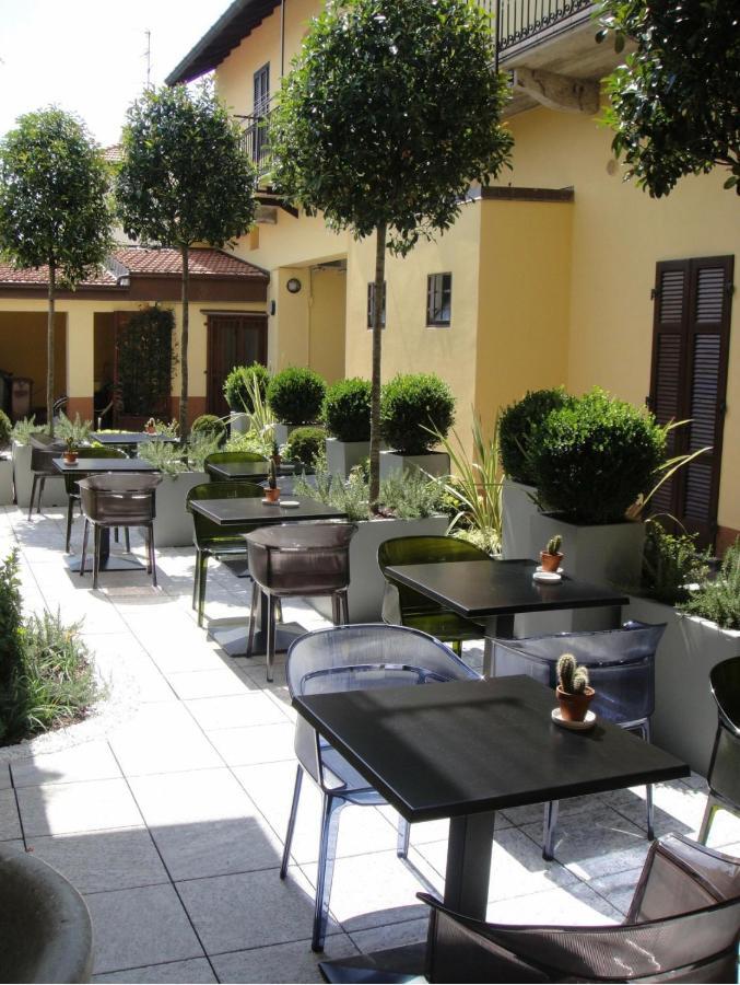 Maura'S B&B Gallarate Exteriör bild