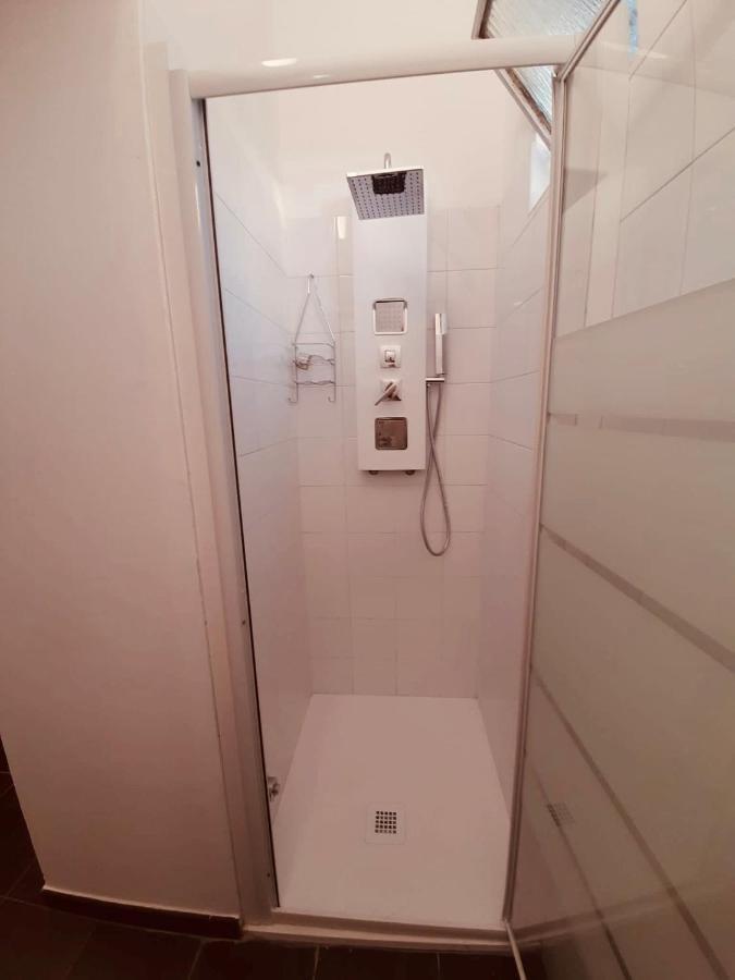 Maura'S B&B Gallarate Exteriör bild